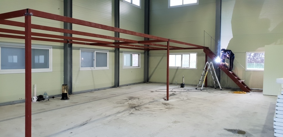 3695294320_KzfBd60J_fd6f239391be4223f47246077ed66116fa60331d.jpg 이미지크게보기