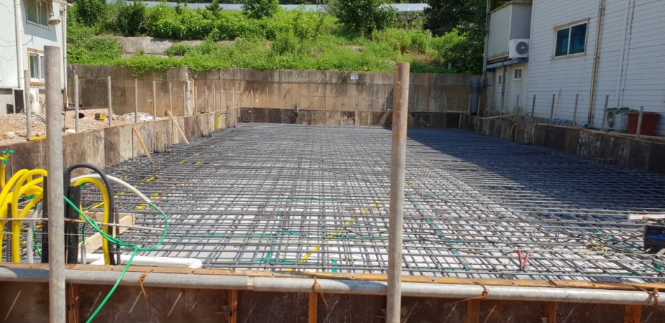 3695294320_UsAf79eT_bfd3af7c4243e9dca28fc9cc3e9eea8c2af0c2d5.jpg 이미지크게보기