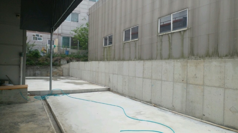 3695294320_atJEQbLP_fb34df6276dbab8d2d4f8fc6d33523e92a5f2e3e.jpg 이미지크게보기