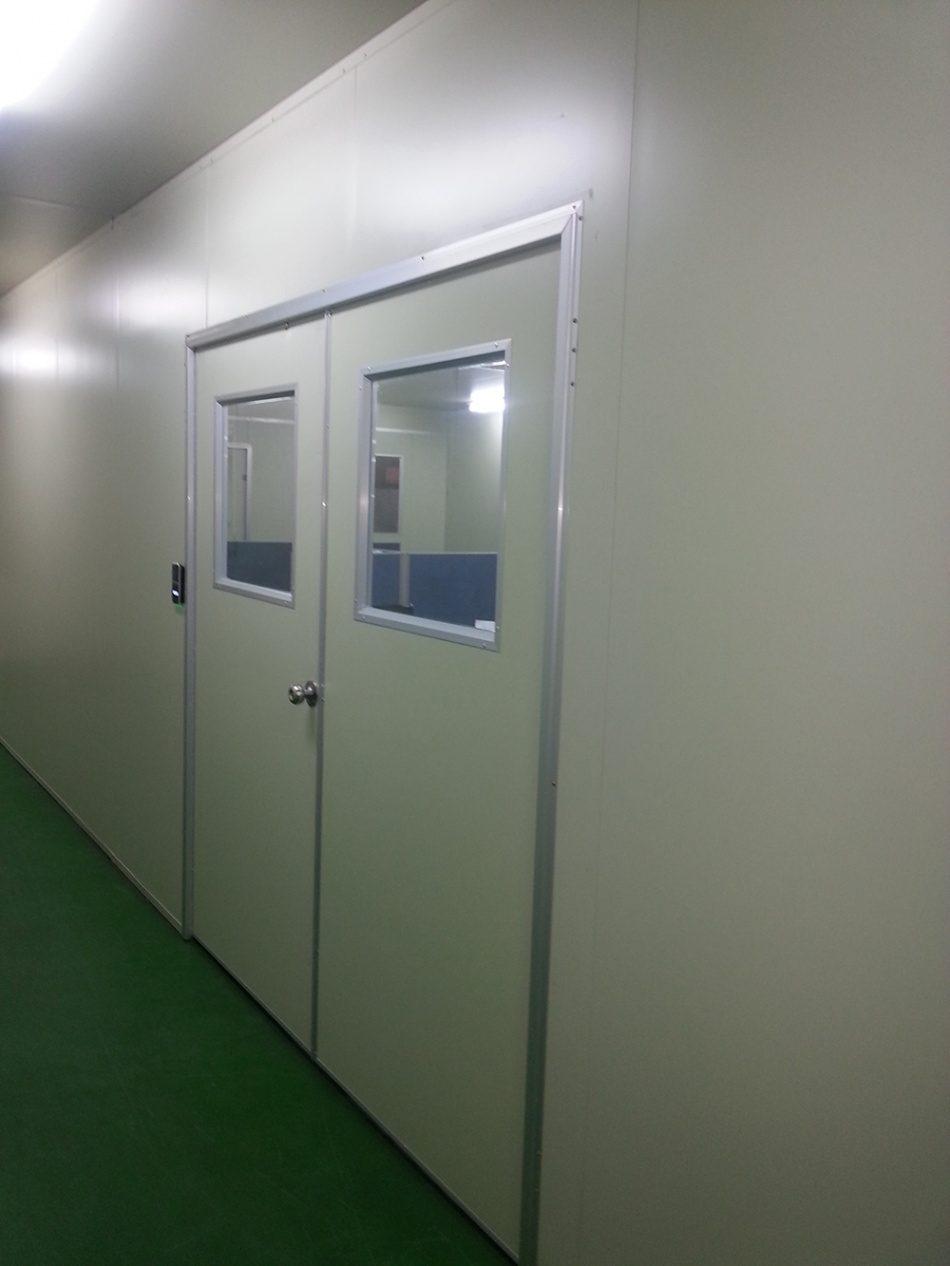 3695294320_nMVAc7DS_e26b8d09475edba7410f6134f2aa425e126a54bf.jpg 이미지크게보기