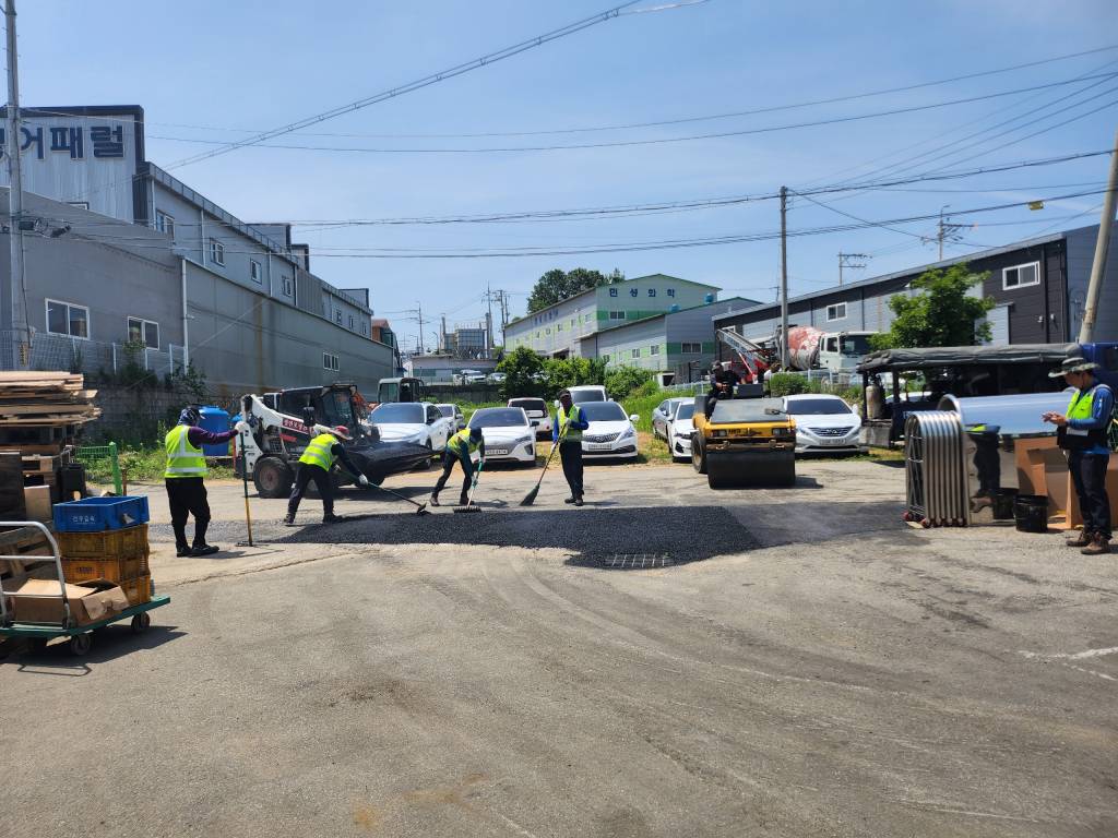 /user/s/sionsung/editor/2506/7fa3ce151b0d867f13b4dfdd8c3eec40_1750296629_6758.jpg 이미지크게보기