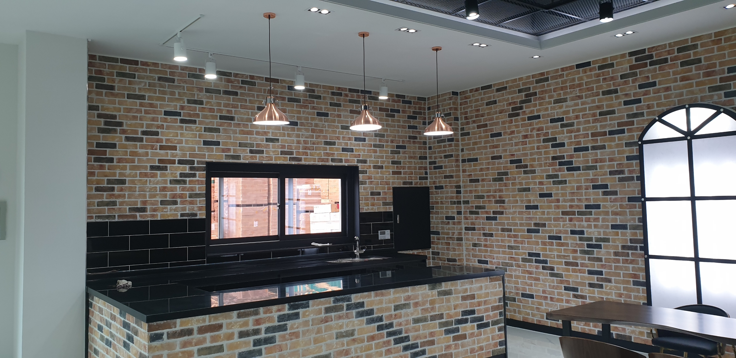 /user/s/sionsung/editor/2506/7fa3ce151b0d867f13b4dfdd8c3eec40_1750297159_6876.jpeg 이미지크게보기