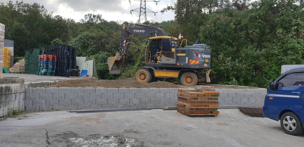 /user/s/sionsung/editor/2506/7fa3ce151b0d867f13b4dfdd8c3eec40_1750297521_004.jpg 이미지크게보기